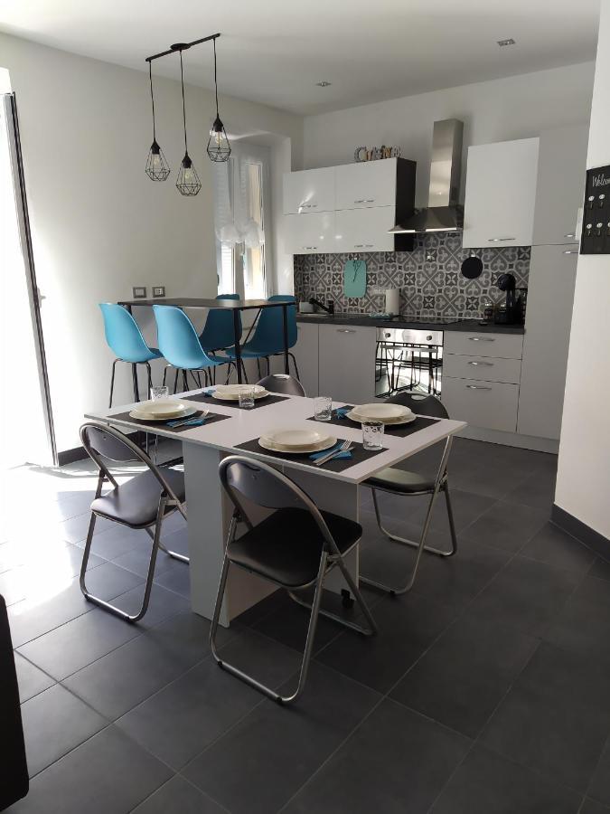 lecasedisusi casa blu Savona Bagian luar foto